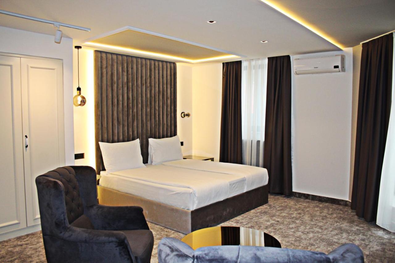 Boutique Bristol Hotel